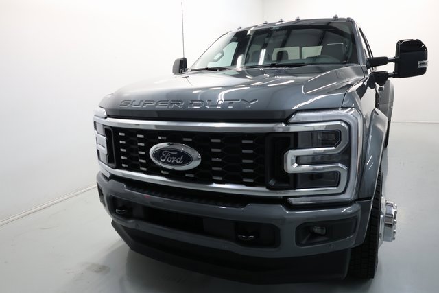 Used 2025 Ford F450 Platinum w/ FX4 Off-Road Package image 64