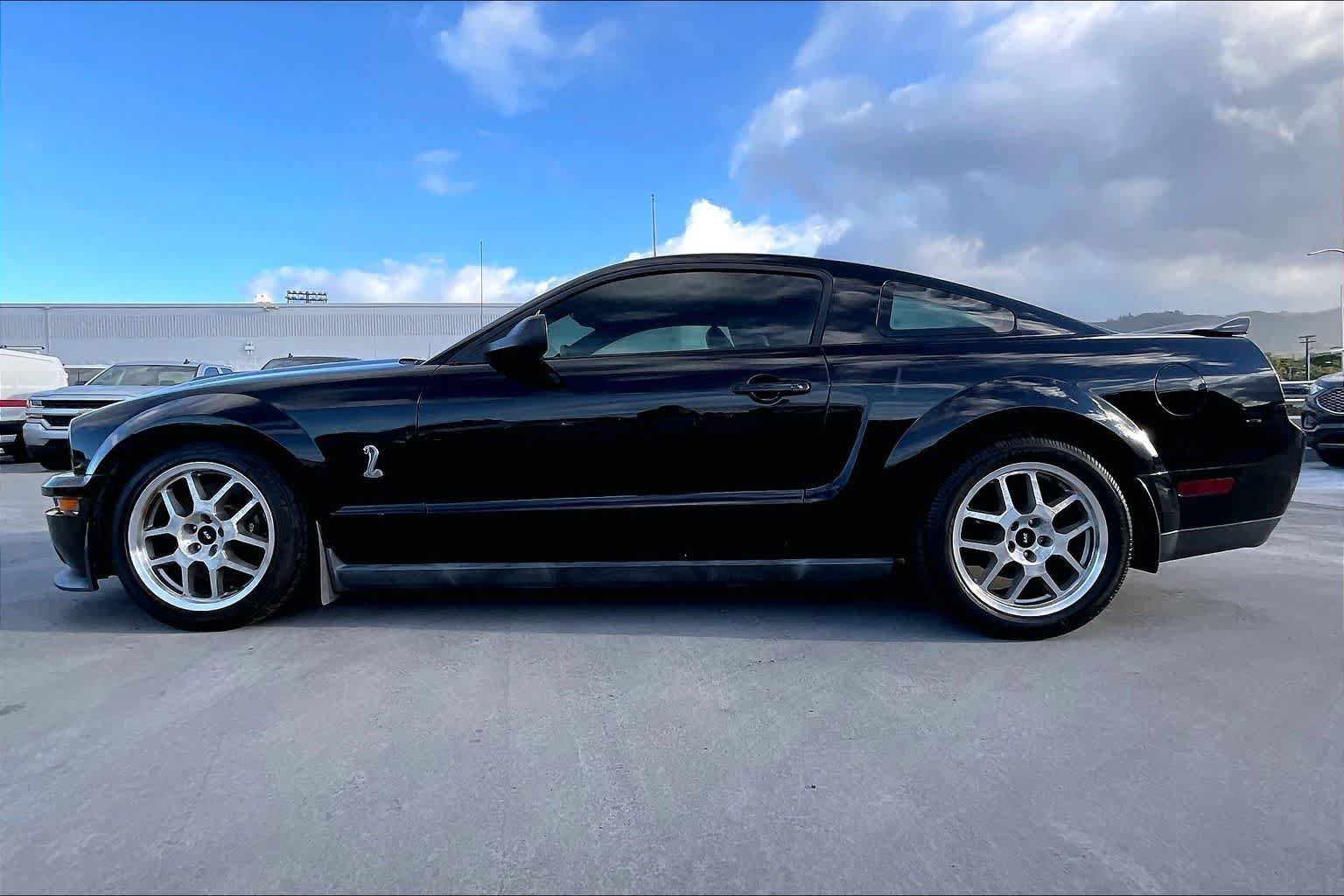 Used 2007 Ford Mustang Shelby GT500 RWD image 3