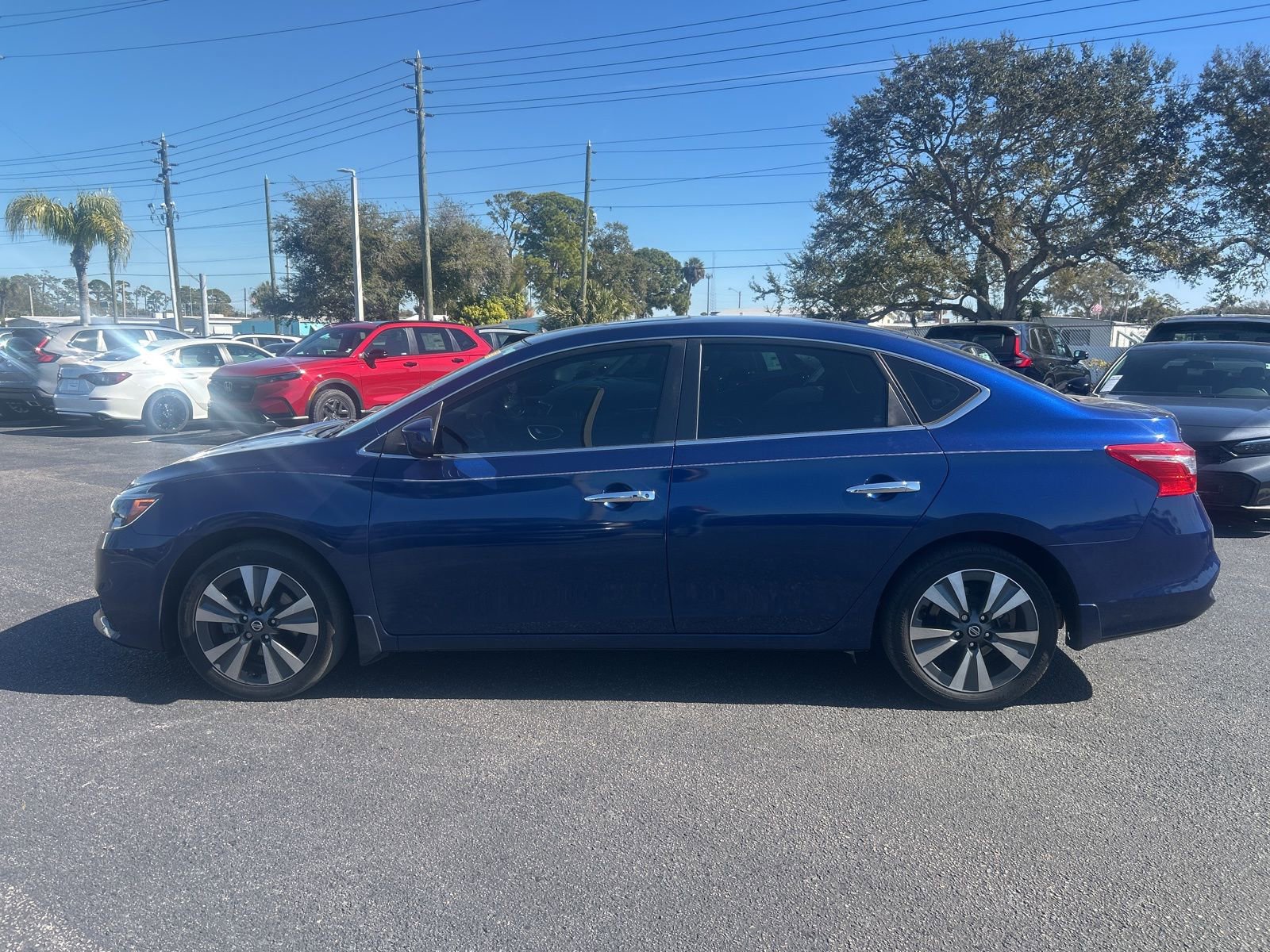 Used 2019 Nissan Sentra SV w/ Special Edition Package image 4