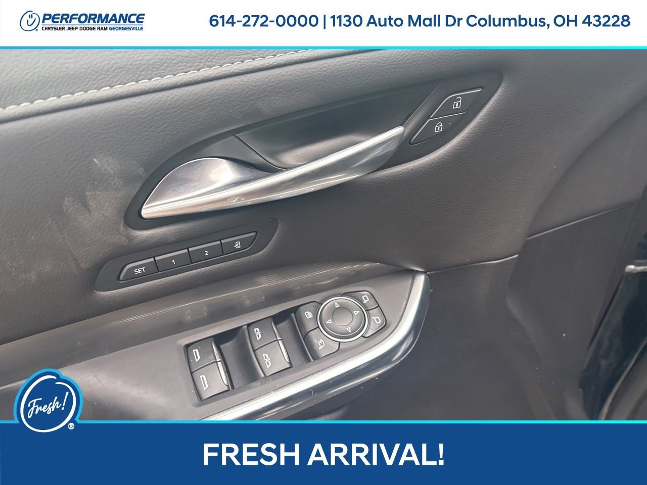 Used 2024 Cadillac XT4 Premium Luxury image 17