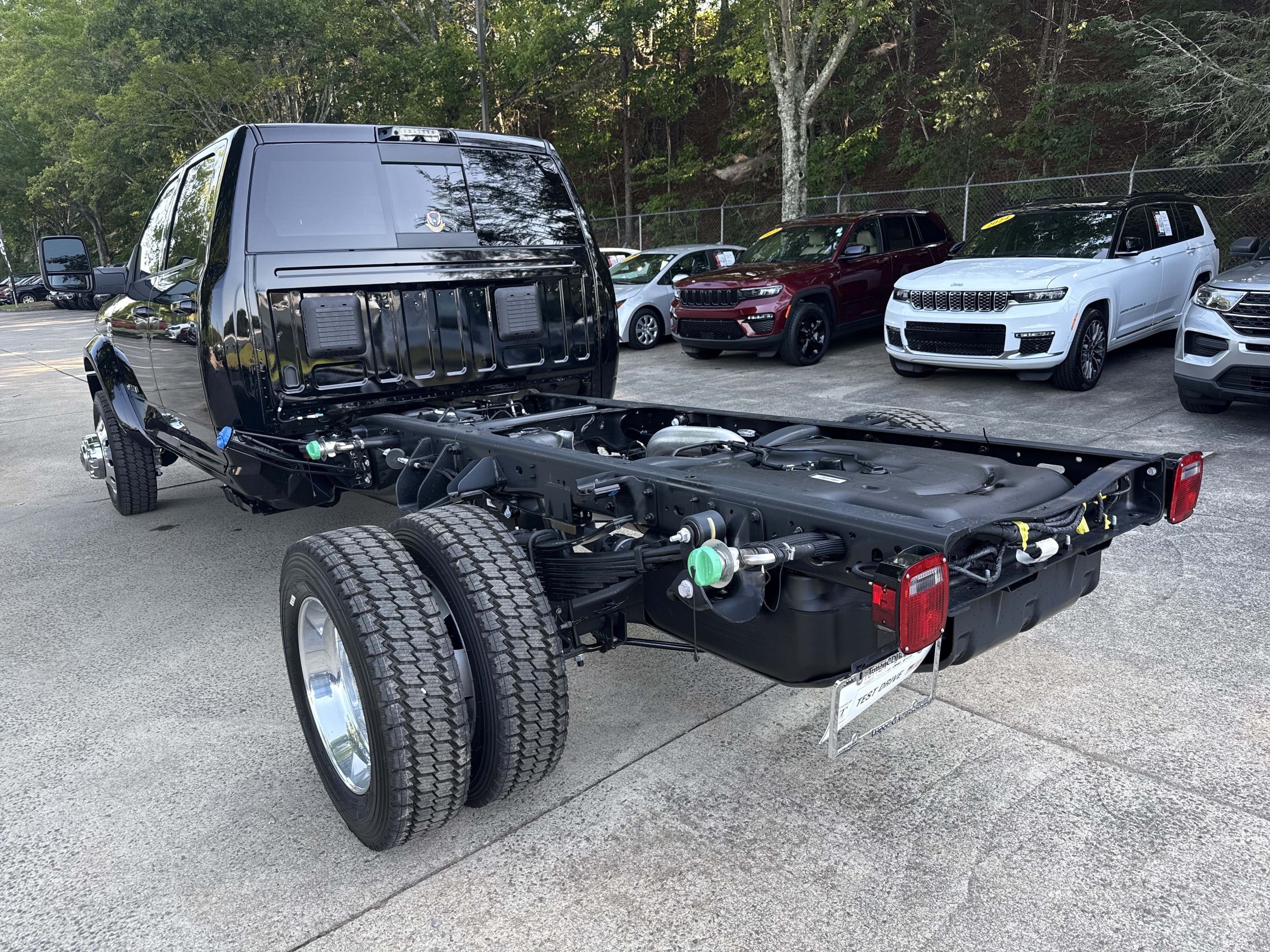 New 2026 RAM 5500 4x4 Crew Cab w/ Laramie Trim Package image 5
