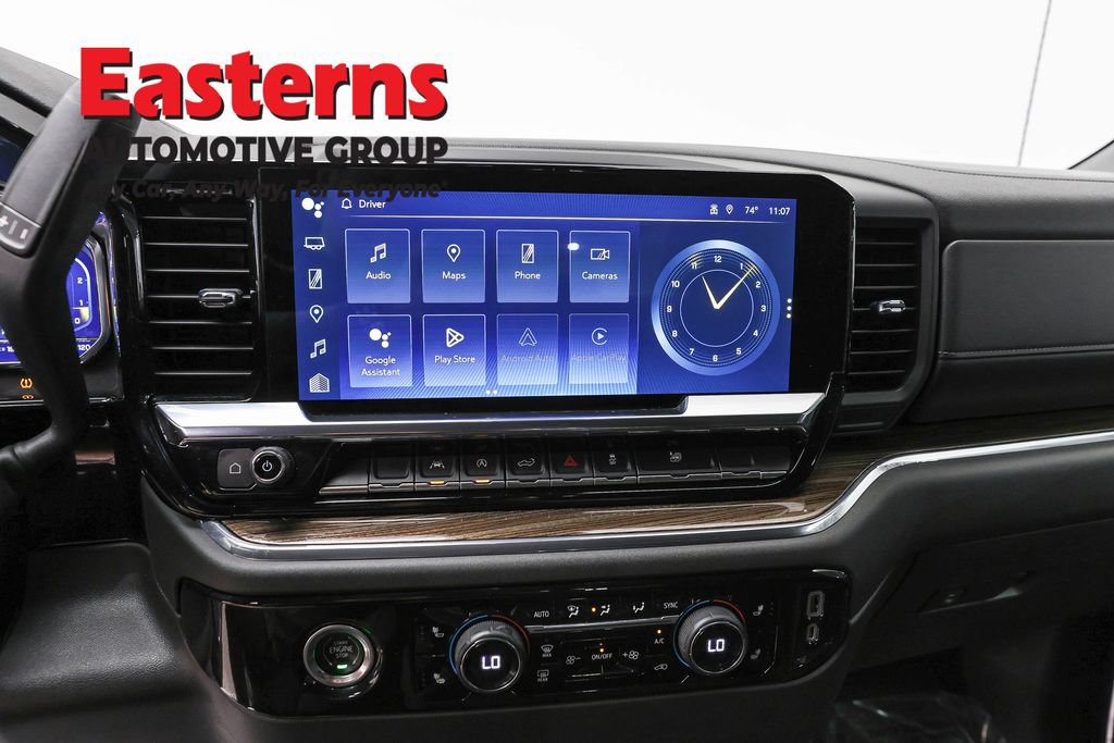 Used 2023 Chevrolet Silverado 1500 LT AWD/4WD image 12