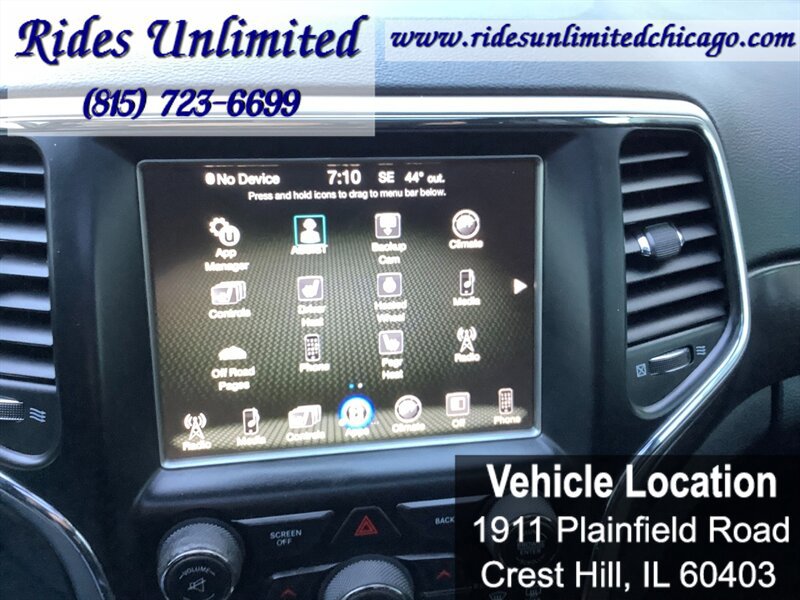 Used 2017 Jeep Grand Cherokee Altitude AWD/4WD image 22
