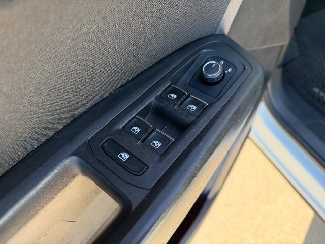 Used 2018 Volkswagen Atlas S FWD image 13