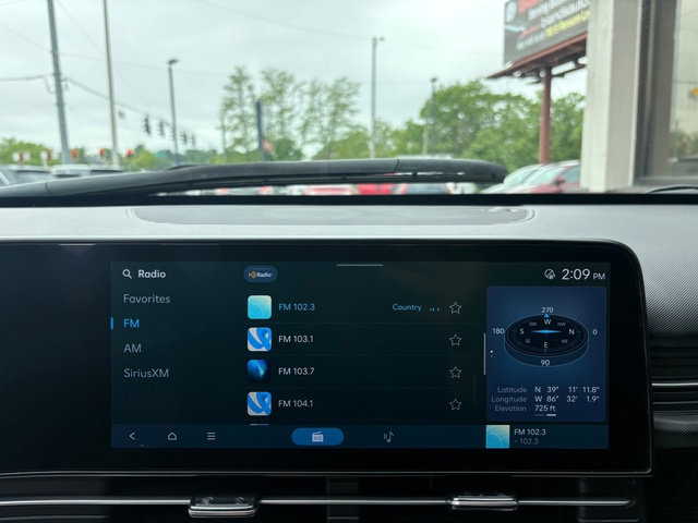 Used 2025 Hyundai Kona SEL FWD image 27