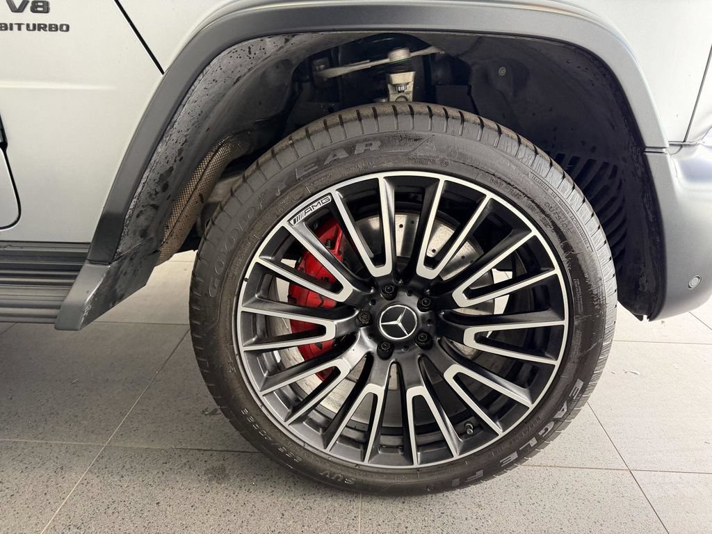 Used 2025 Mercedes-Benz G 63 AMG 4MATIC image 13