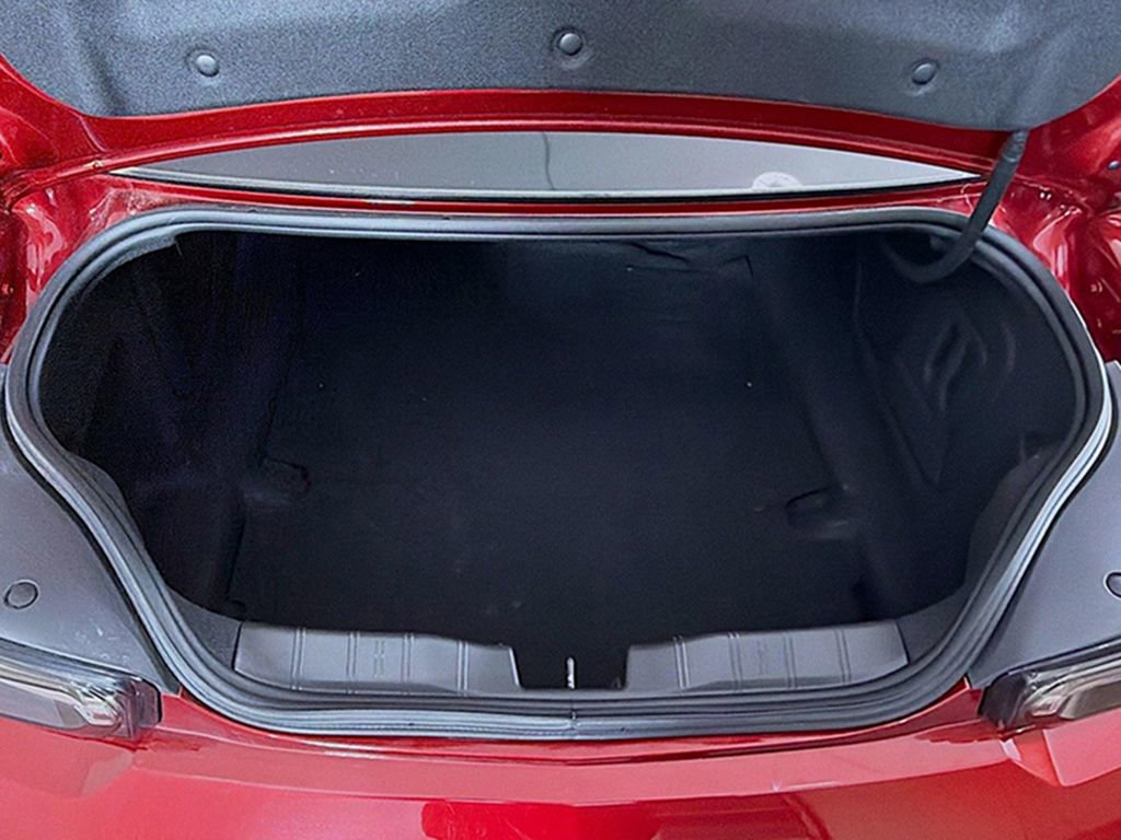 Used 2023 Chevrolet Camaro LT w/ RS Package image 17