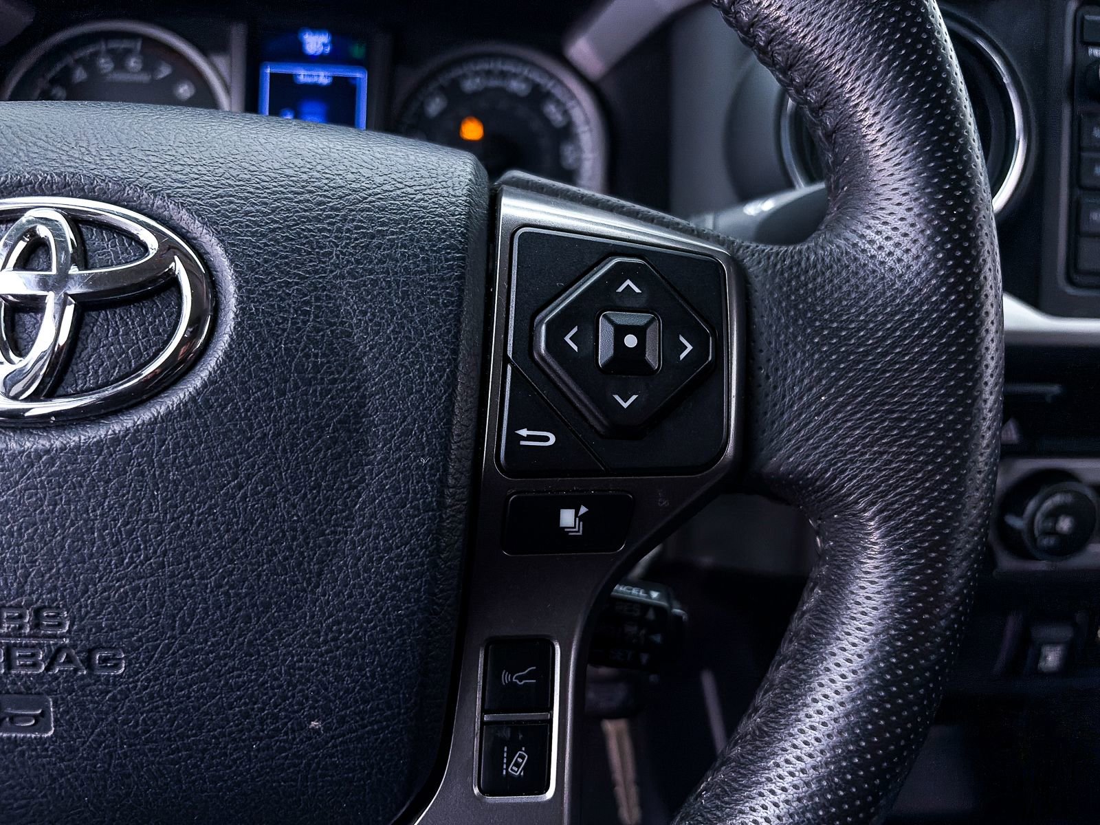 Used 2019 Toyota Tacoma SR5 RWD image 27