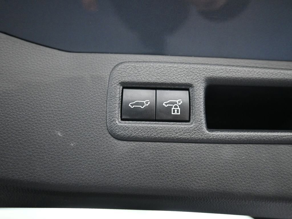 Certified 2024 Toyota Venza Limited image 22