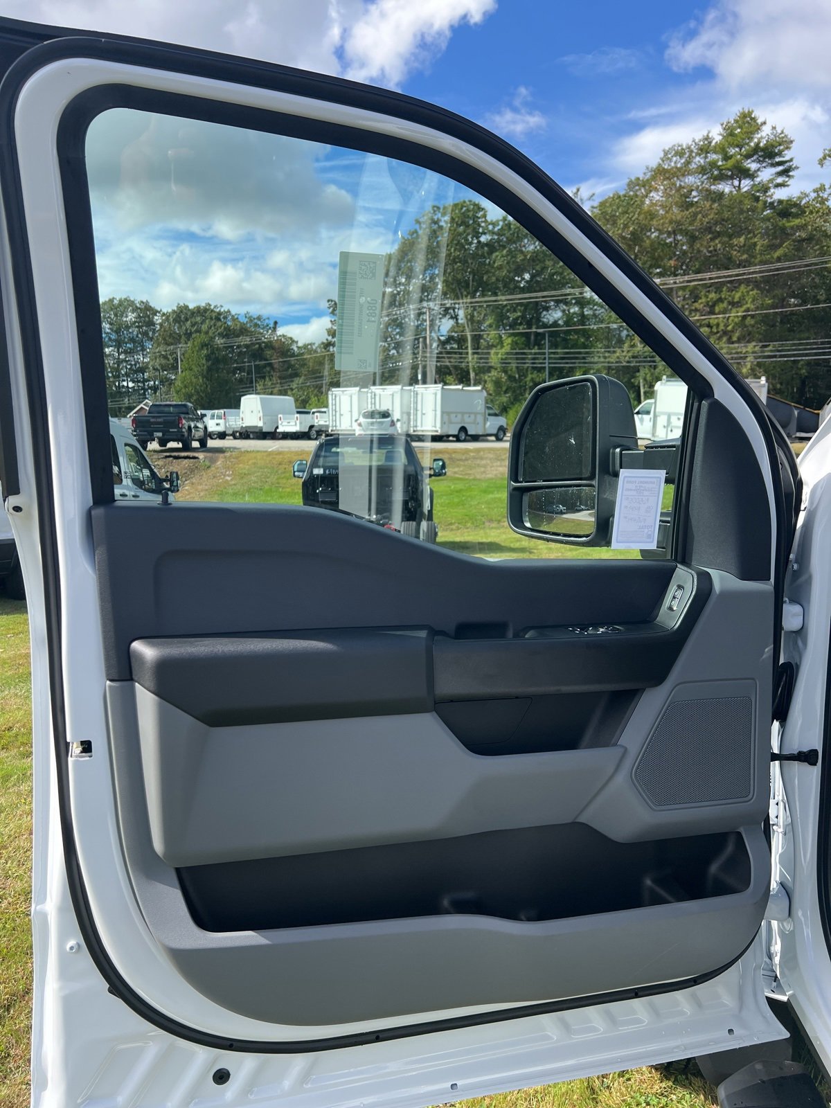 New 2026 Ford F550 4x4 Regular Cab Super Duty image 10