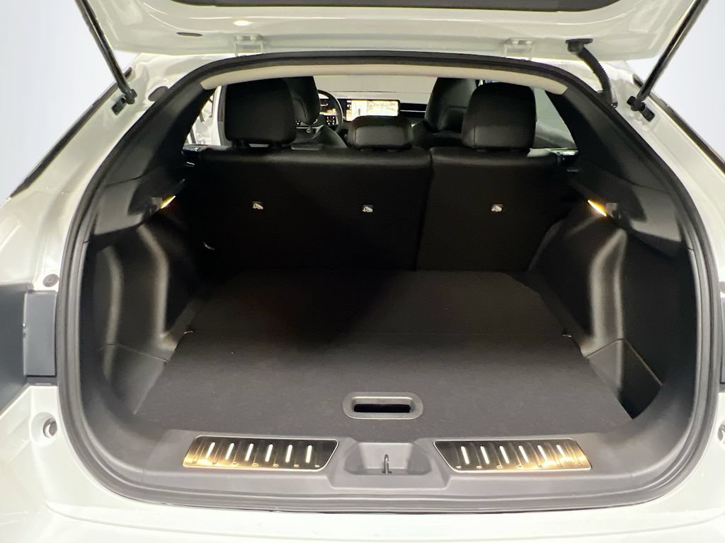 New 2026 Nissan Leaf SV+ w/ Illuminated Package FWD image 25