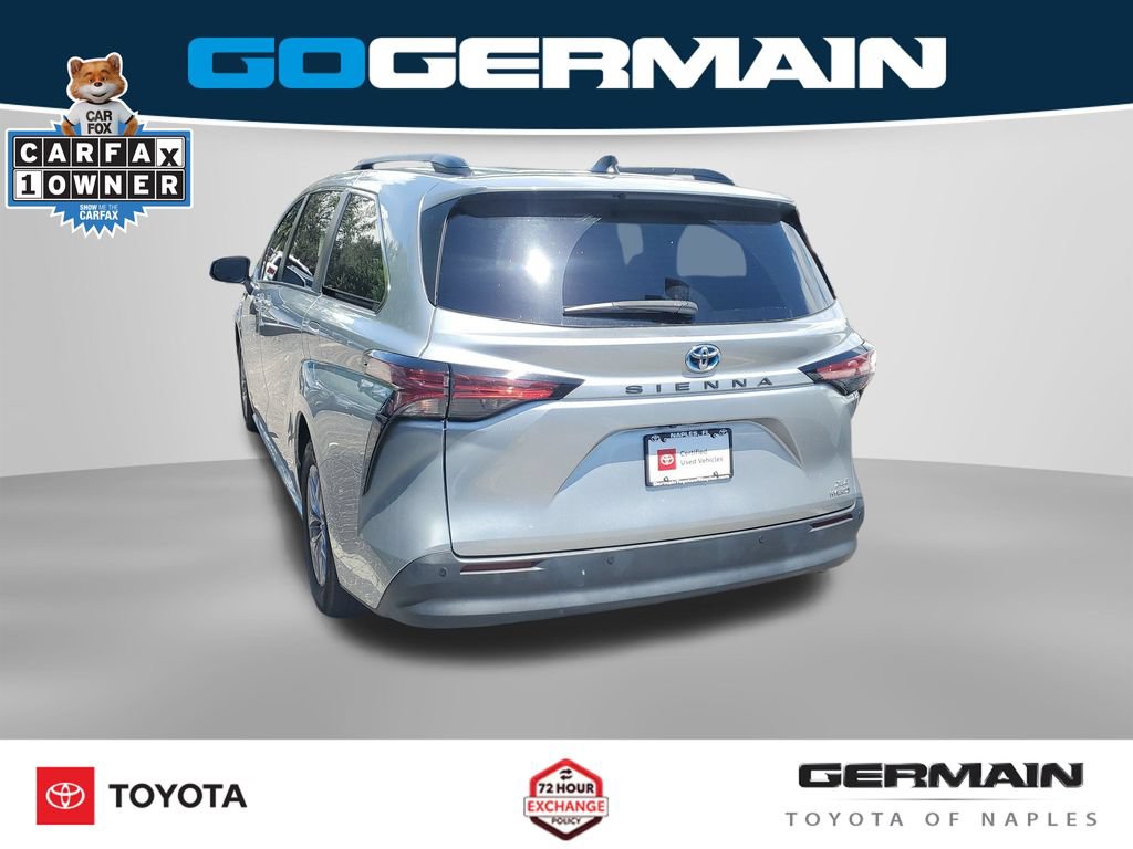 Certified 2021 Toyota Sienna XLE FWD image 11