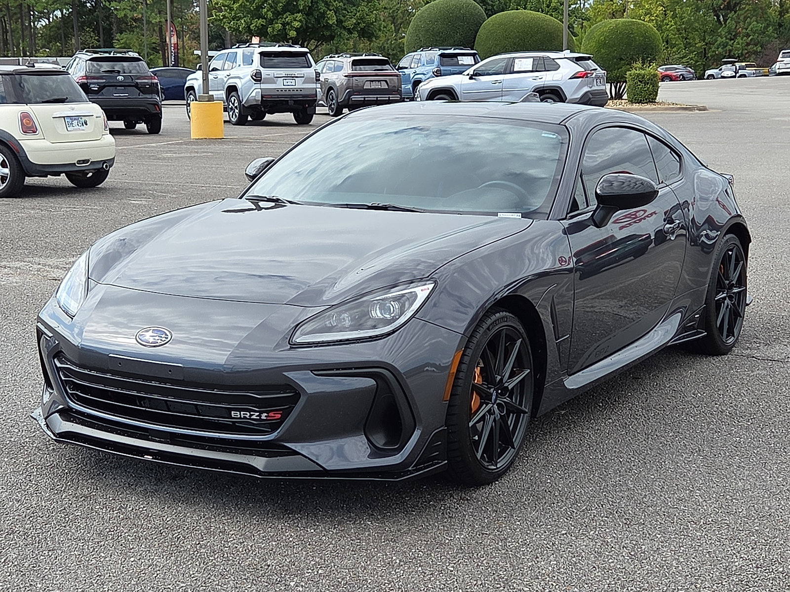 Used 2025 Subaru BRZ tS RWD image 2