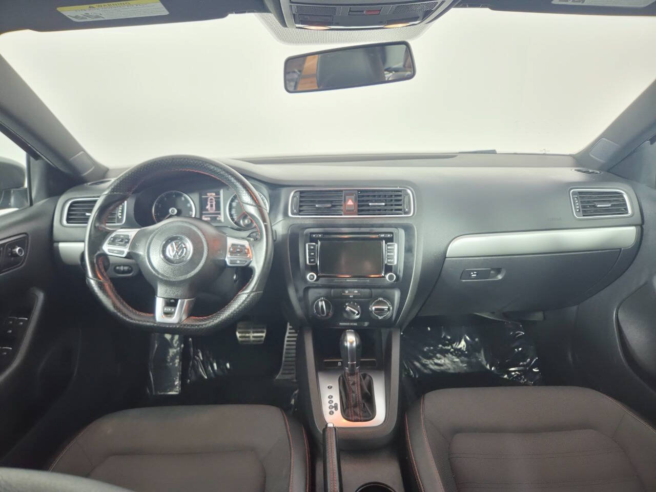 Used 2014 Volkswagen Jetta GLI FWD image 22