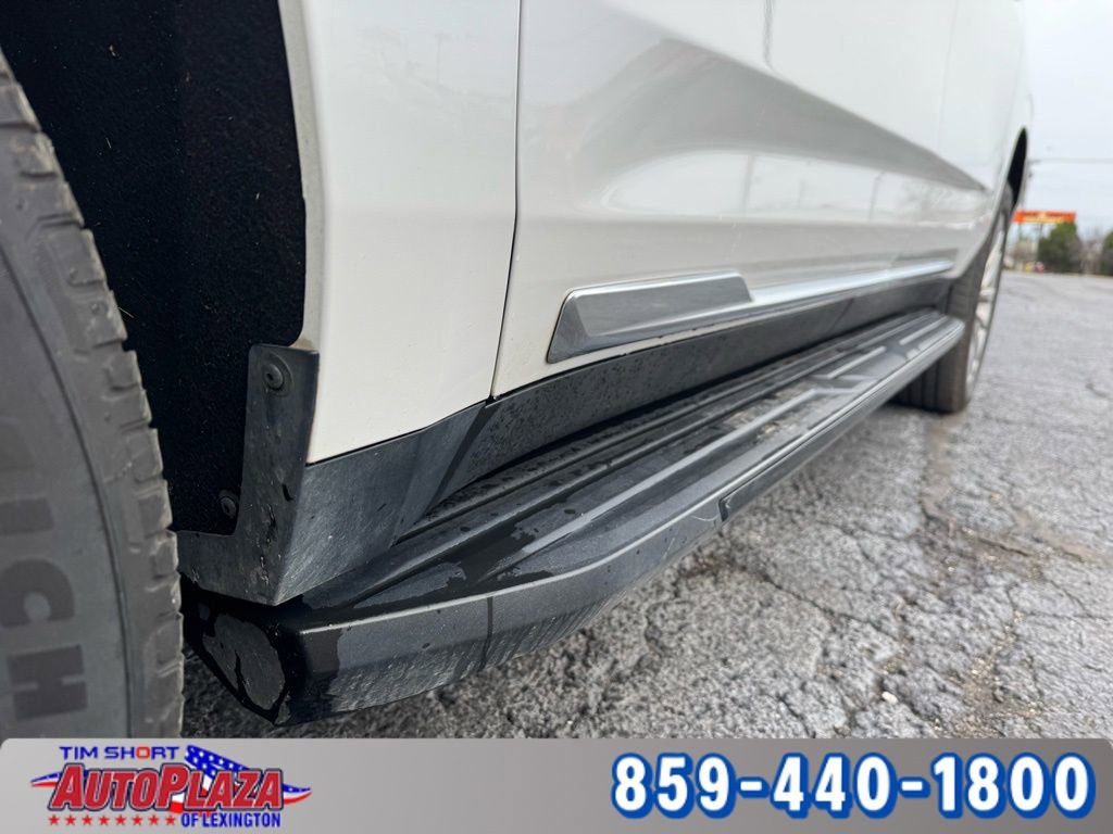 Used 2021 Cadillac Escalade ESV Premium Luxury image 18