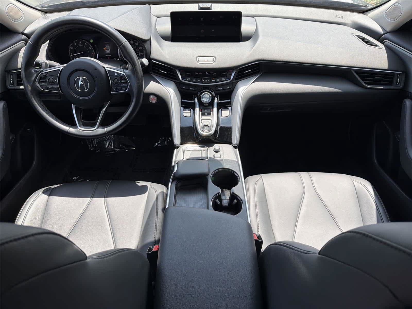 Used 2023 Acura TLX FWD image 11