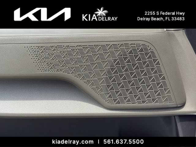 New 2026 Kia Carnival FWD image 16