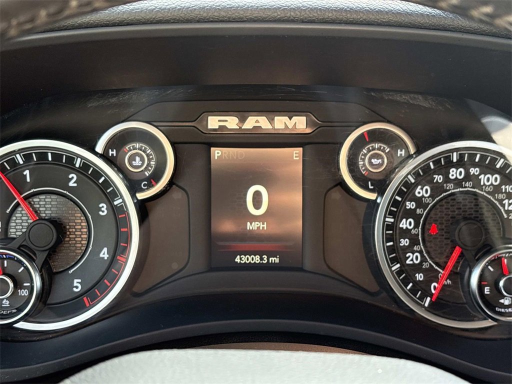 Used 2024 RAM 2500 Big Horn image 28