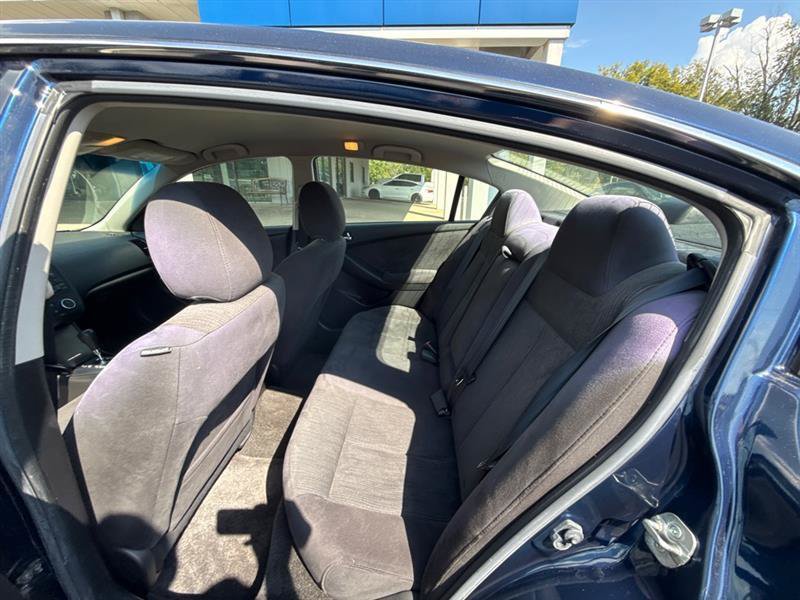 Used 2011 Nissan Altima 2.5 S FWD image 14