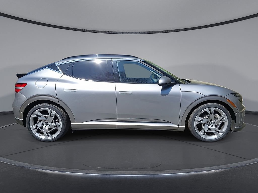 Used 2023 Genesis GV60 Performance image 26