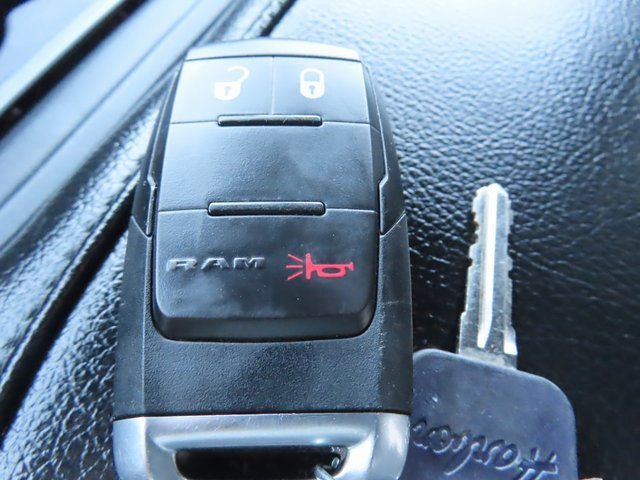 Used 2024 RAM 3500 Big Horn image 37