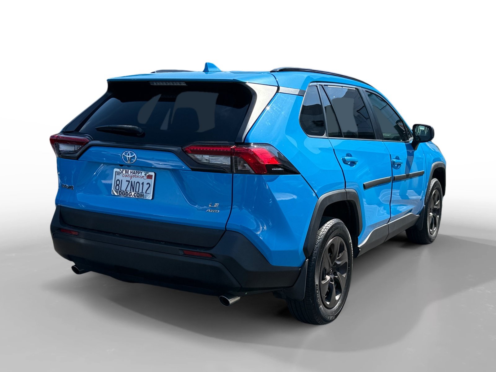 Used 2019 Toyota RAV4 LE w/ All Weather Liner Package AWD/4WD image 5