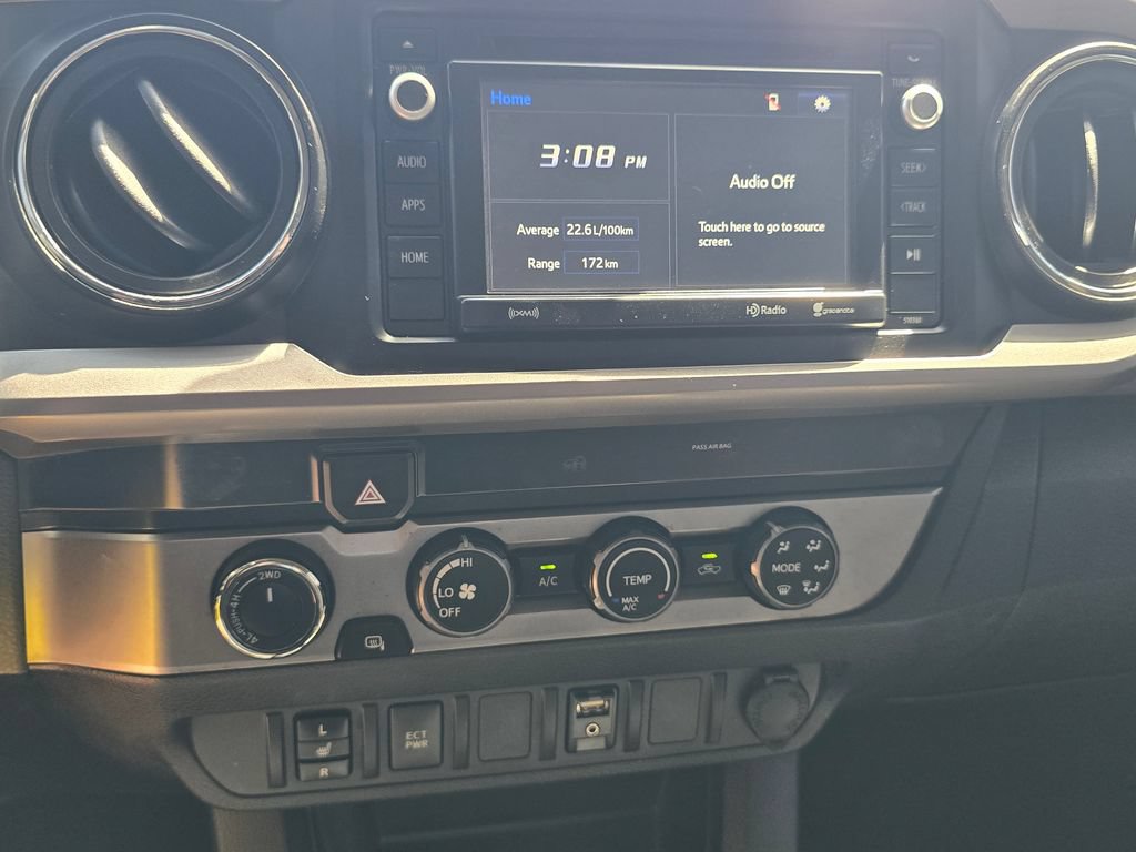Used 2019 Toyota Tacoma SR5 AWD/4WD image 24