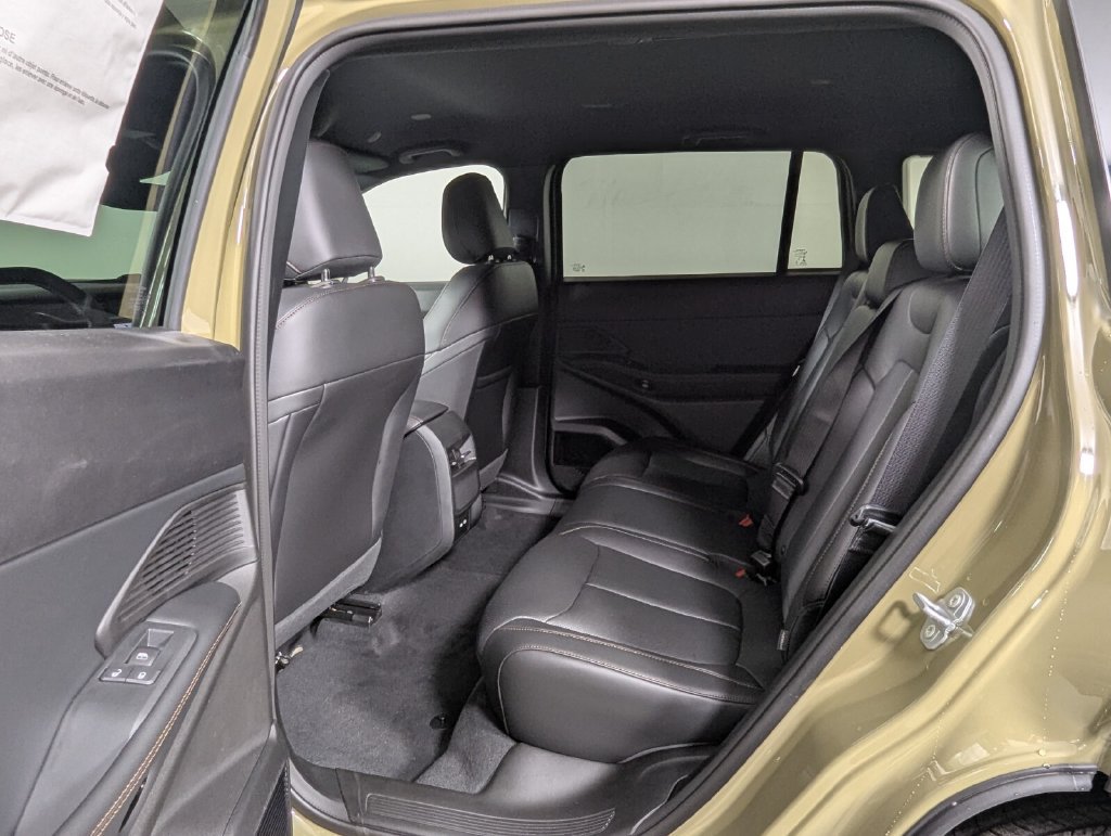 New 2026 Jeep Cherokee Limited AWD/4WD image 26