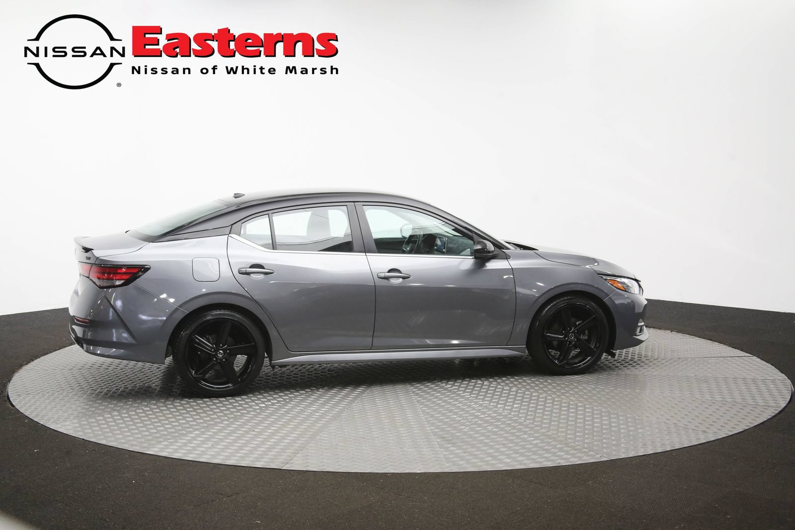 Used 2023 Nissan Sentra SR w/ Midnight Edition Package FWD image 41
