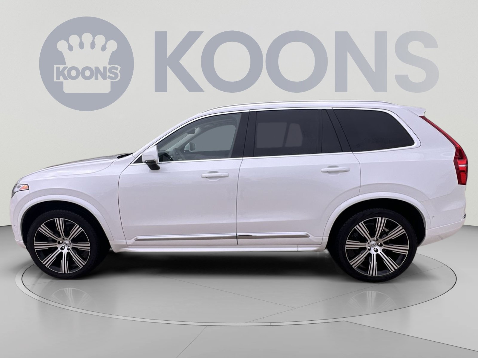 Used 2025 Volvo XC90 B6 Plus w/ Protection Package Premier AWD/4WD image 2
