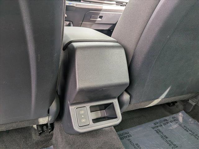 Used 2025 Kia K4 LXS image 16