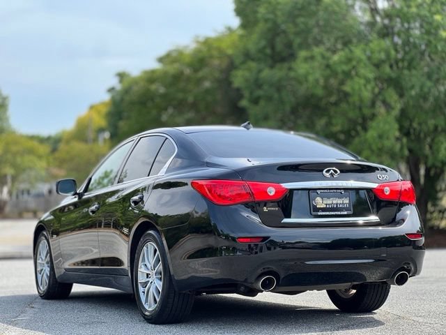 Used 2017 INFINITI Q50 2.0t w/ Moonroof Package RWD image 7