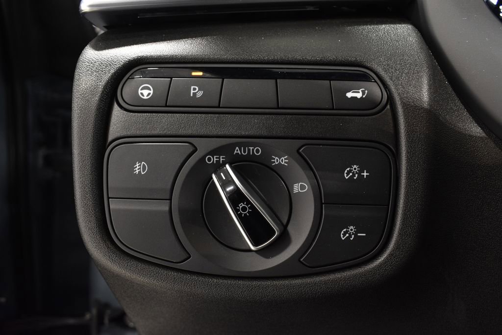 Certified 2025 INFINITI QX55 Luxe w/ Cargo Package image 17