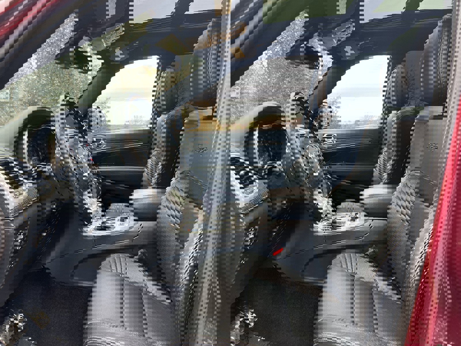 Used 2018 Jeep Grand Cherokee SRT image 16