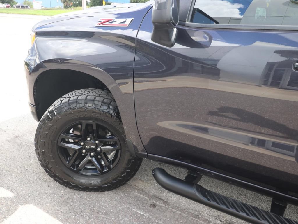 Used 2022 Chevrolet Silverado 1500 LT Trail Boss AWD/4WD image 3