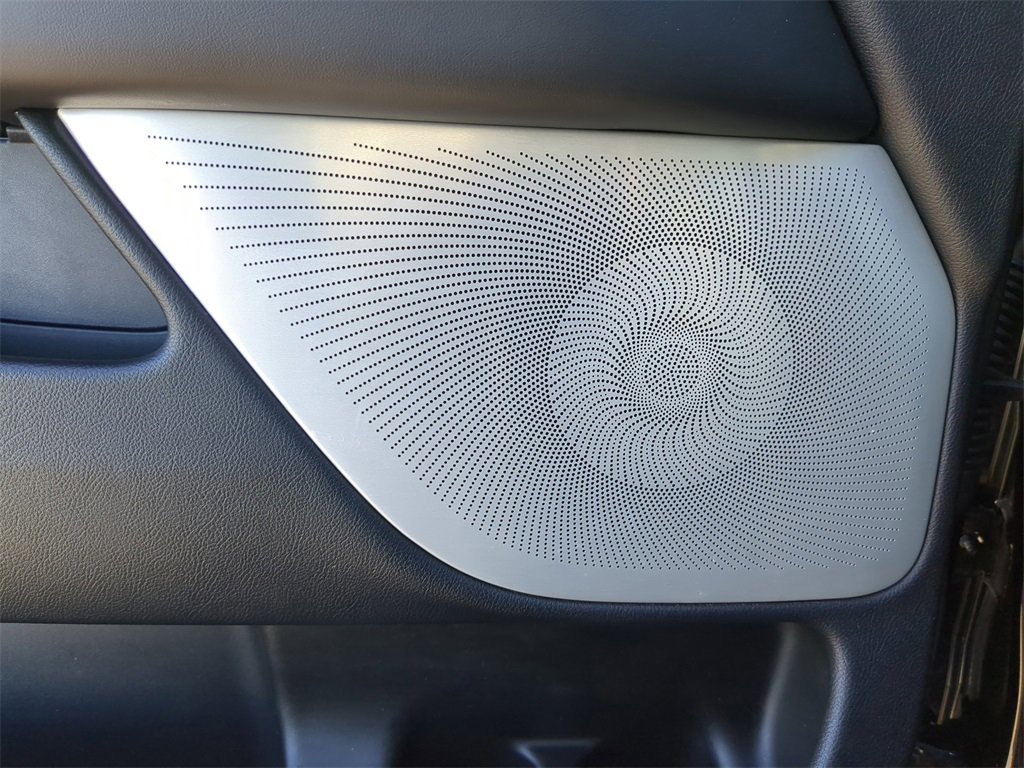 Certified 2021 Lincoln Navigator Reserve image 18