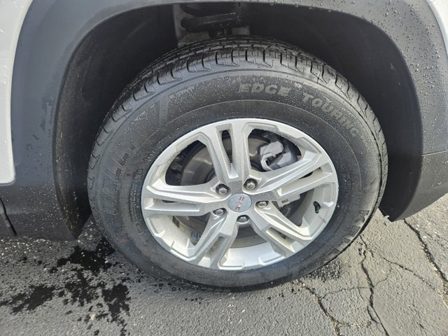 Used 2022 GMC Terrain SLE w/ Driver Convenience Package image 27