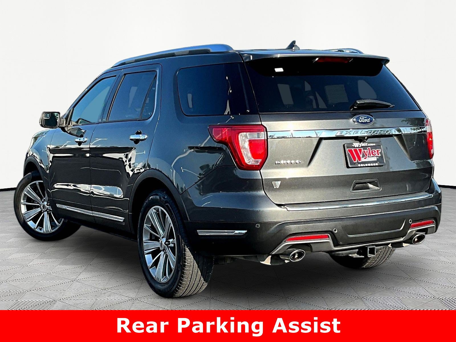 Used 2018 Ford Explorer Limited FWD image 4