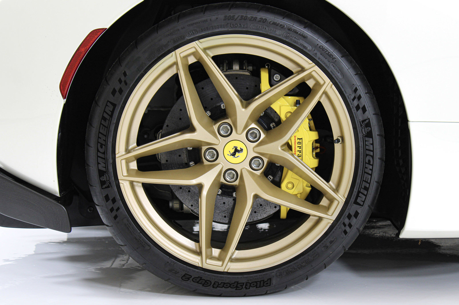 Certified 2020 Ferrari 488 Pista Spider RWD image 15