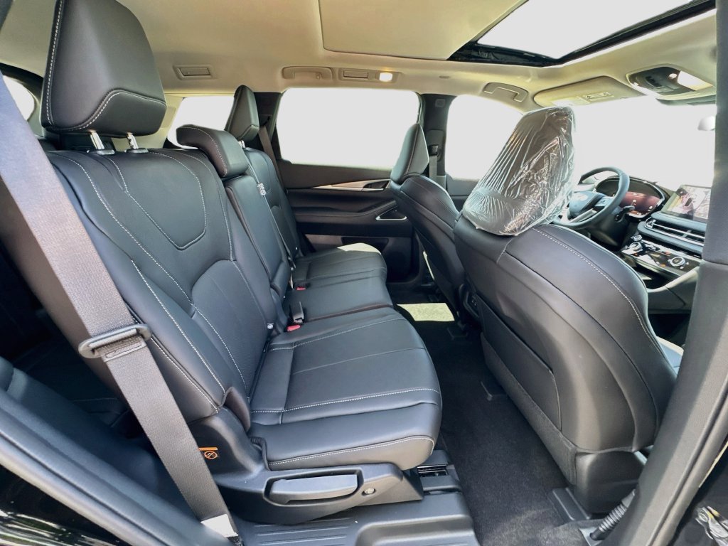 New 2027 INFINITI QX60 Luxe FWD image 30