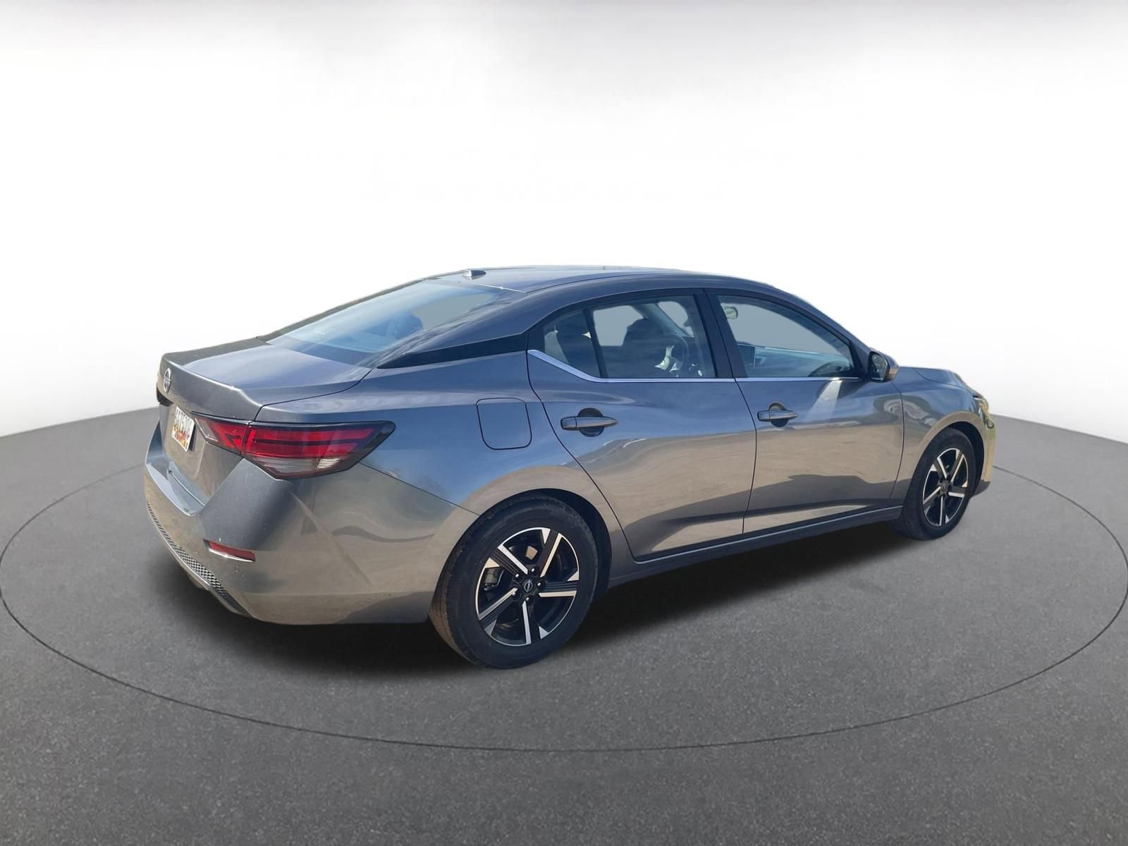 Used 2025 Nissan Sentra SV image 17