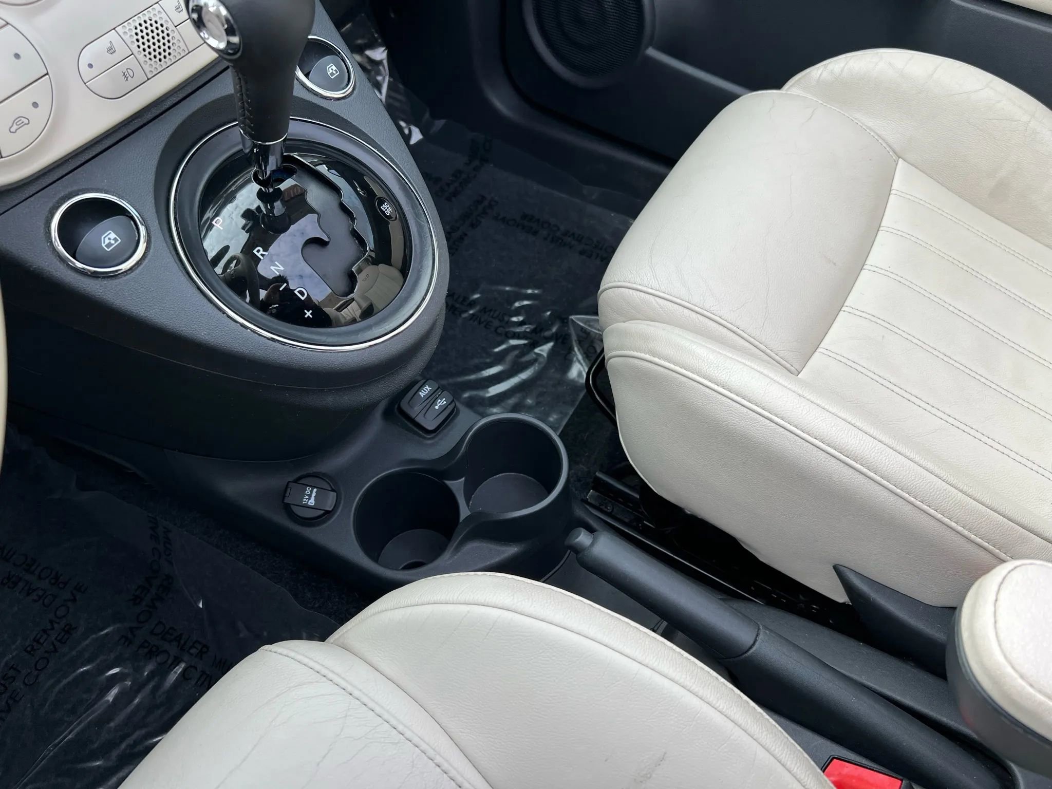 Used 2017 FIAT 500 Lounge image 14