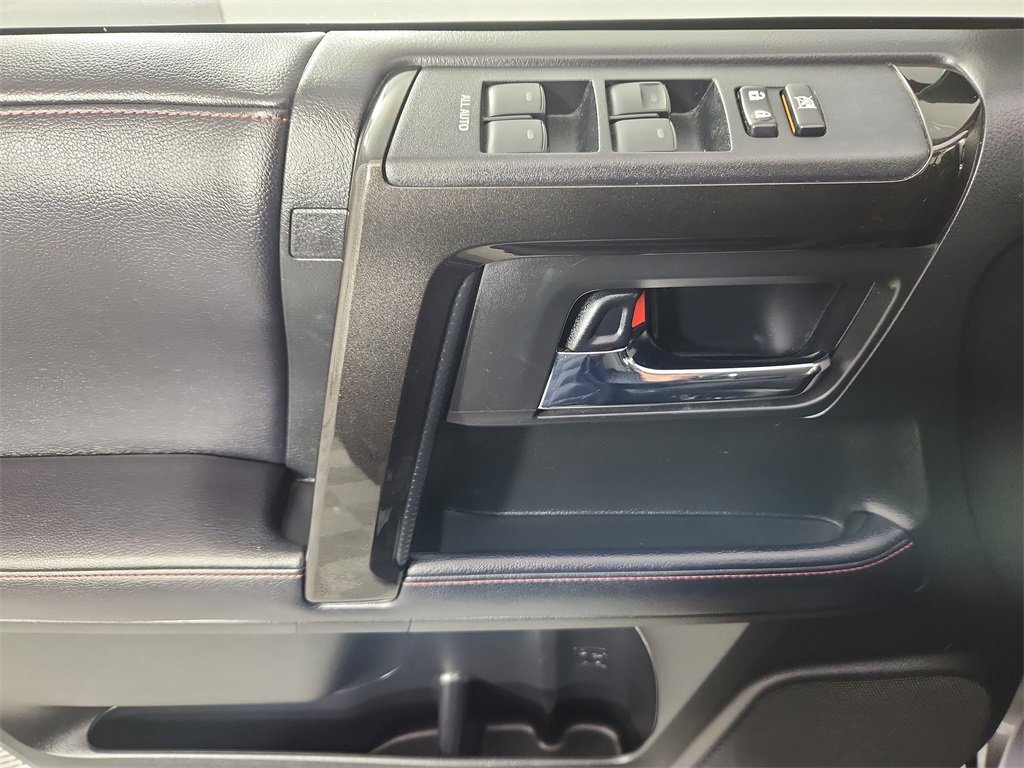 Used 2019 Toyota 4Runner TRD Off-Road Premium image 9