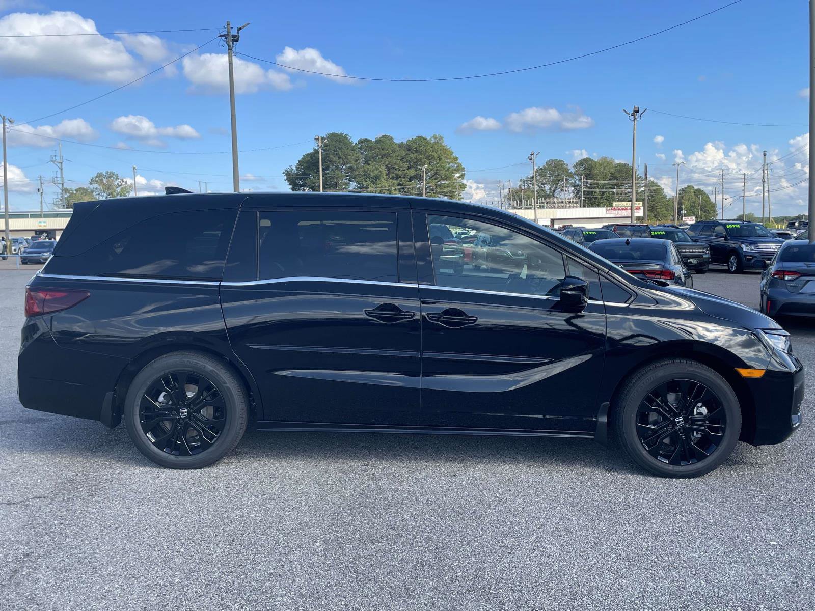 New 2026 Honda Odyssey Sport-L image 2