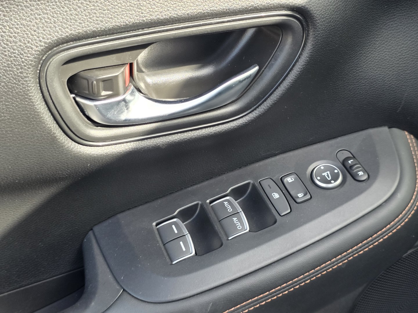 Certified 2024 Honda HR-V Sport image 26