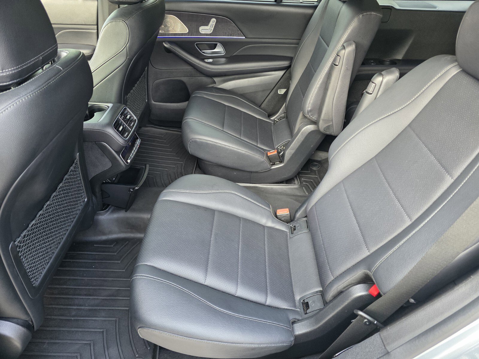 Used 2022 Mercedes-Benz GLS 450 4MATIC image 11