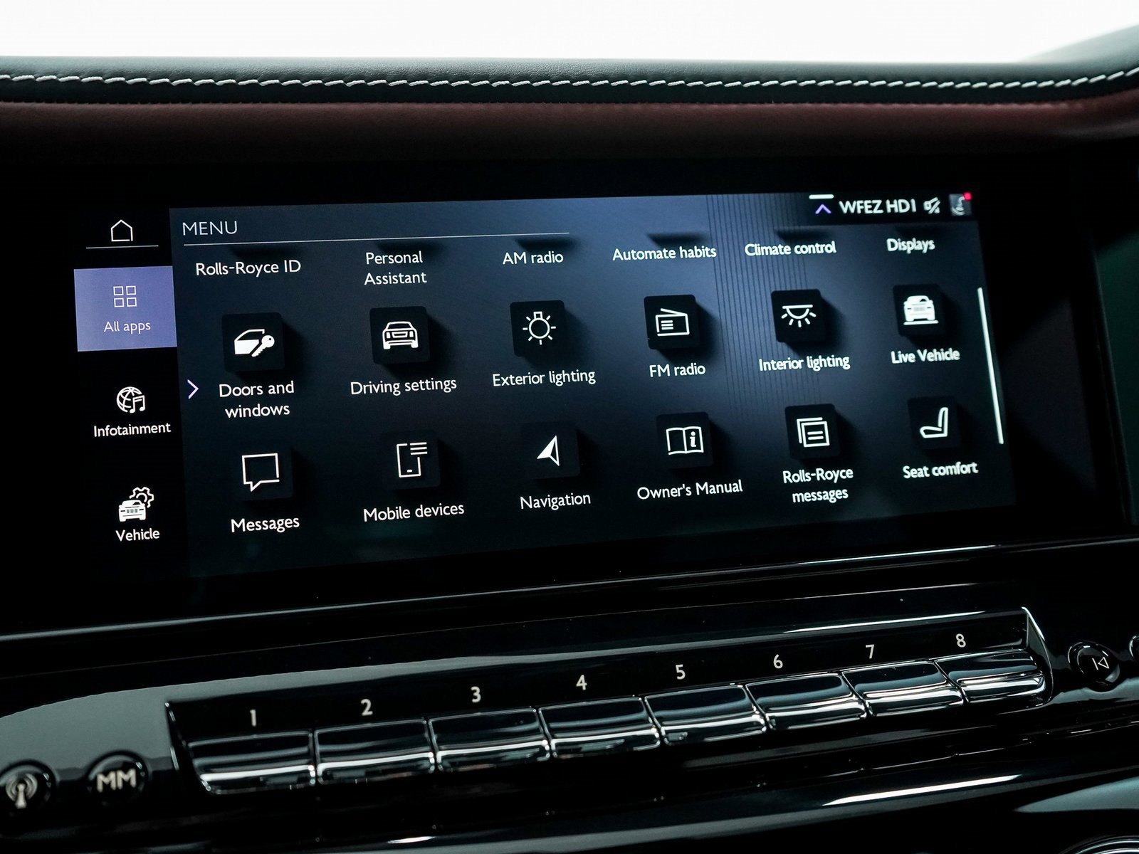 Certified 2025 Rolls-Royce Cullinan image 46