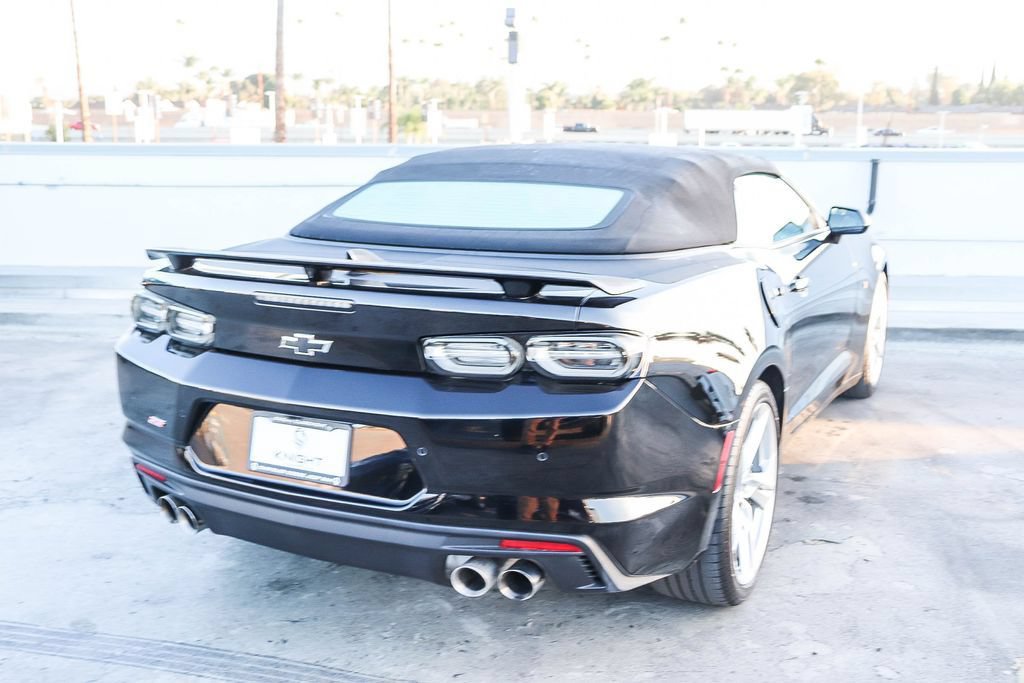 Used 2023 Chevrolet Camaro SS RWD image 9