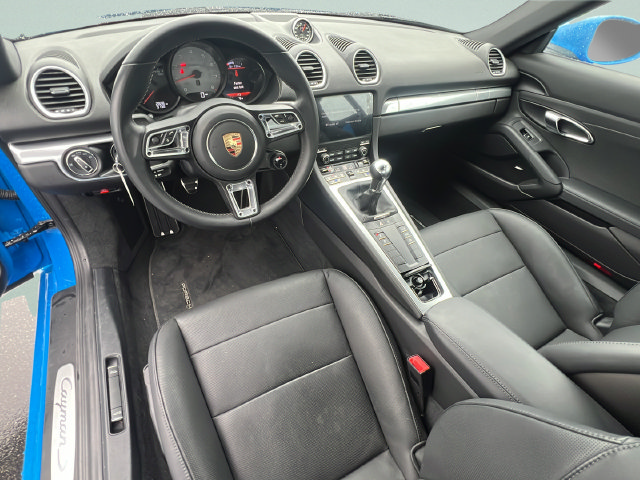 Used 2025 Porsche 718 Cayman S RWD image 10