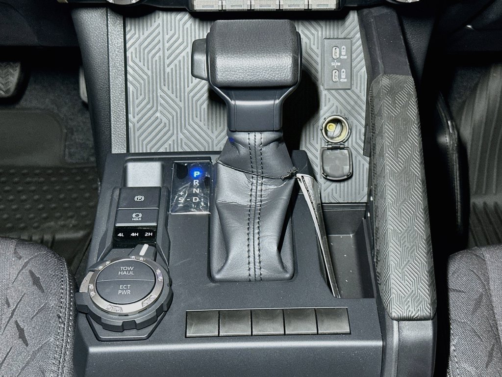 New 2026 Toyota Tacoma SR5 AWD/4WD image 12